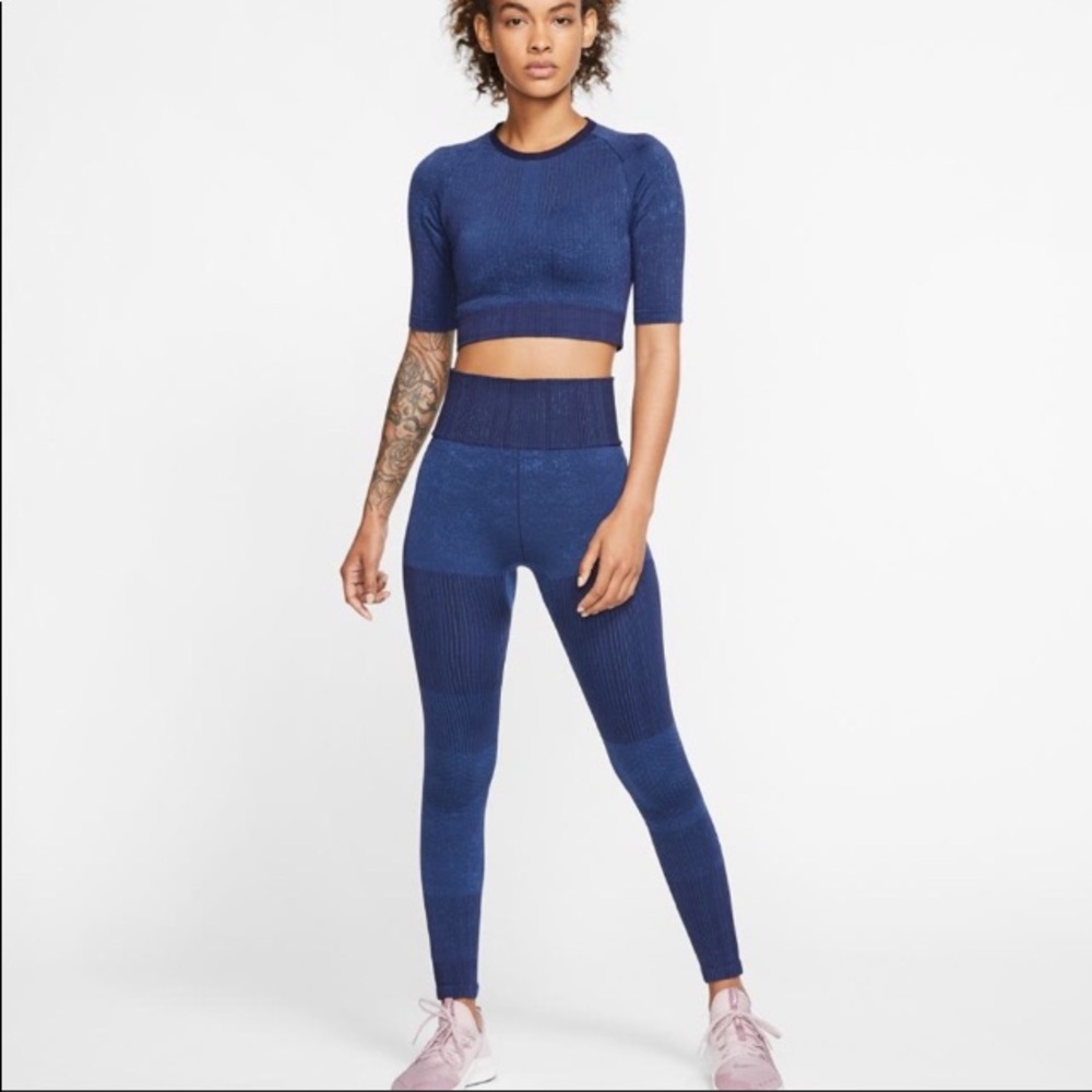 Nike seamless set